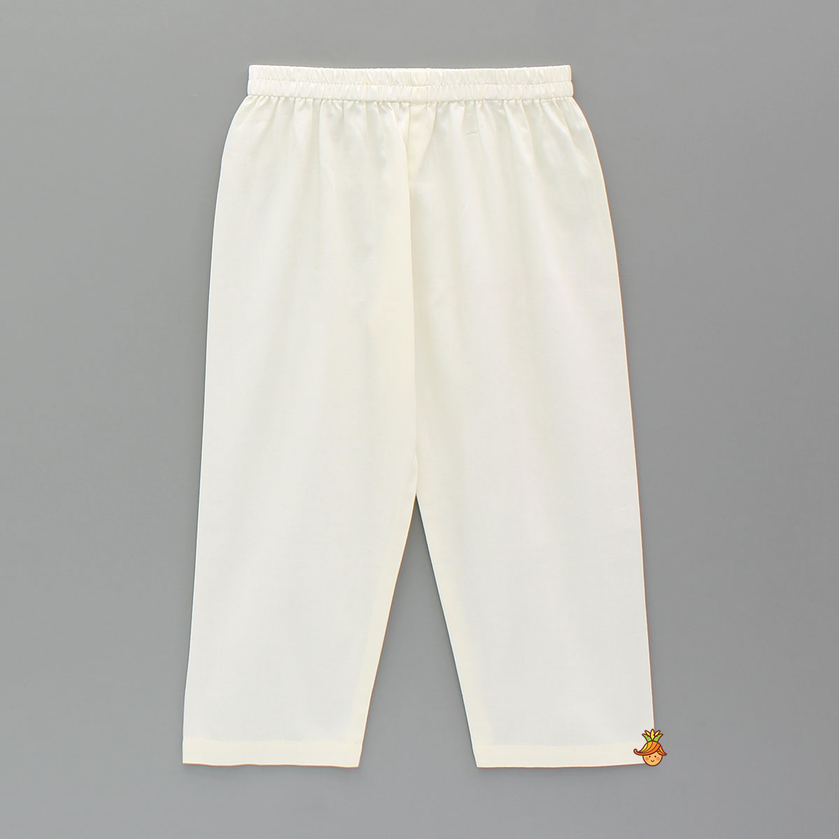 Pre Order: Green Embroidered Kurta And Pyjama