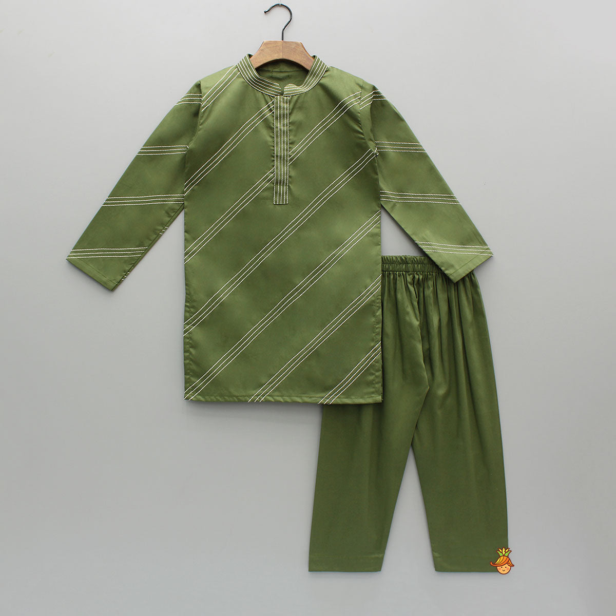 Pre Order: Green Kurta And Printed Jacket With Pyjama