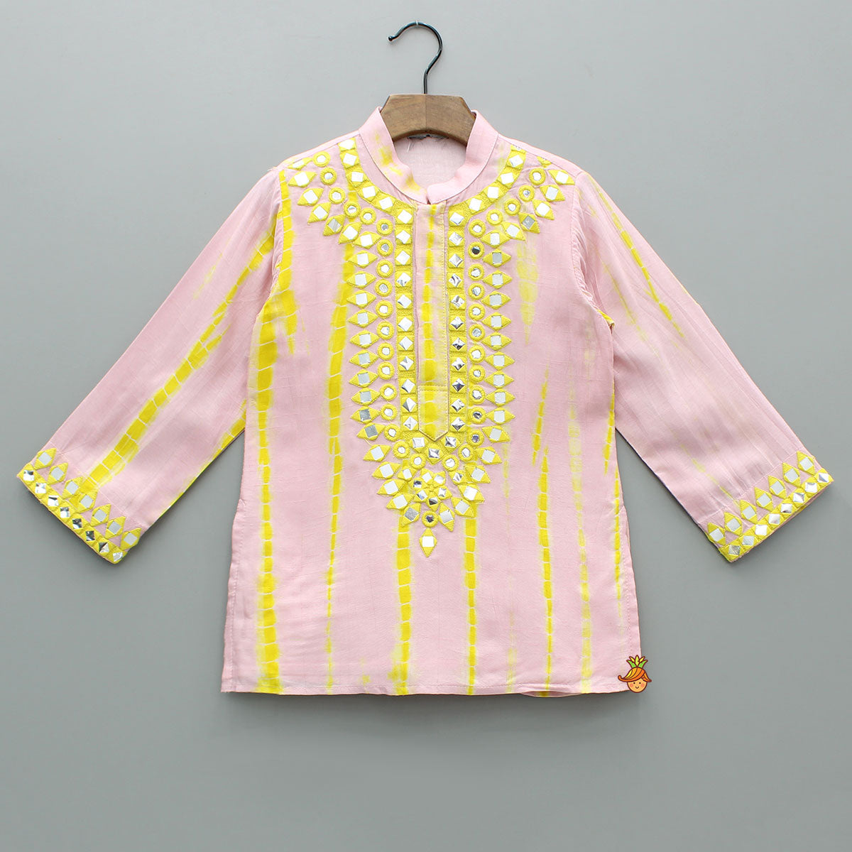 Pre Order: Pink Shibori Printed Embroidered Kurta And Pyjama