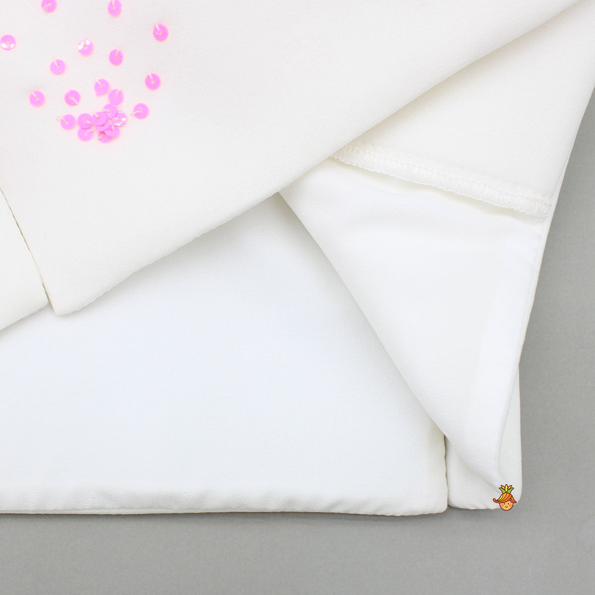Pre Order: Embellished White Blazer Style Top With Pant And Bow Hairclip