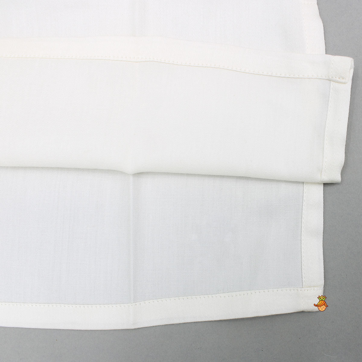 Pre Order: Off White Gota Lace Detailed Kurta And Pyjama