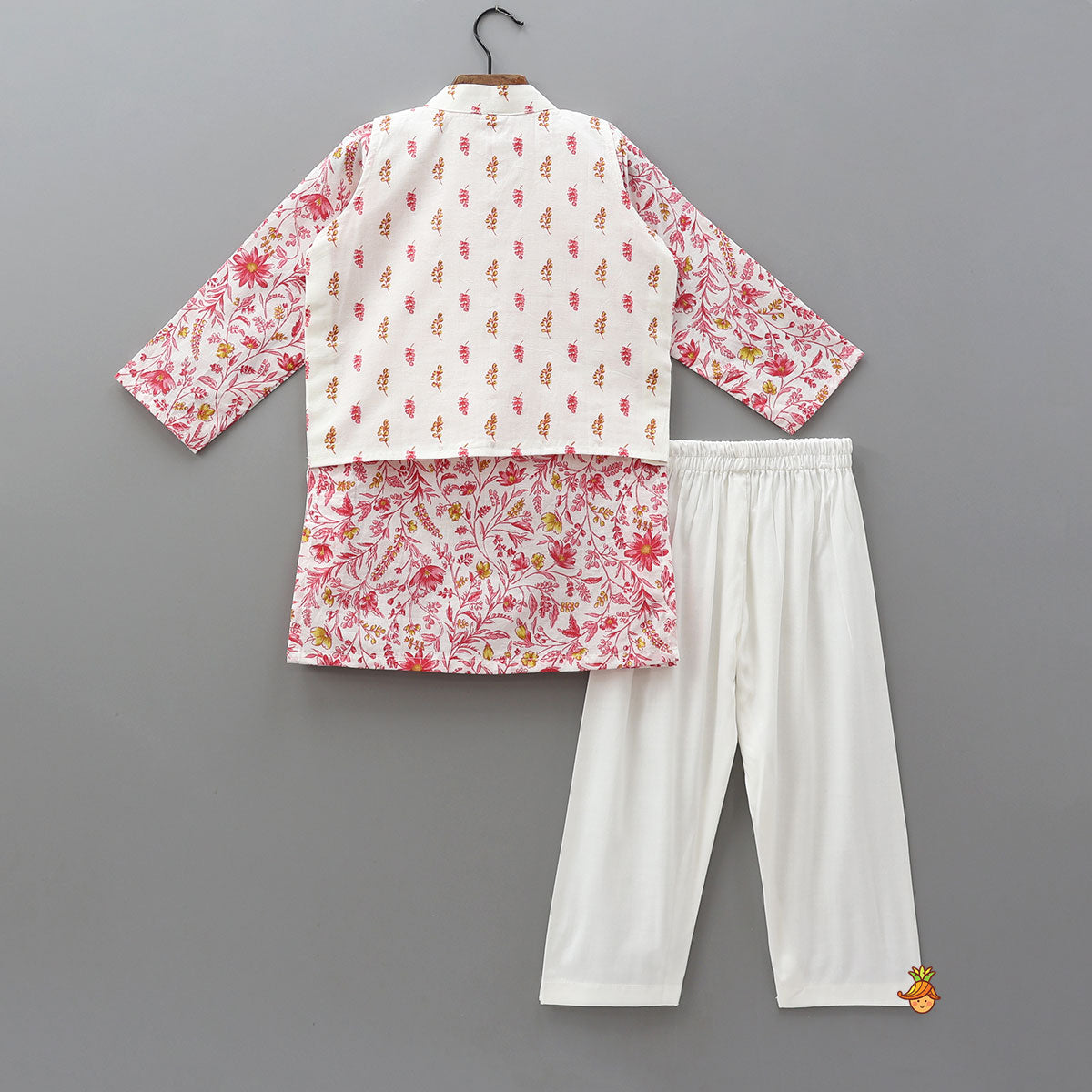 Pre Order: Floral Printed Kurta And Jacket With Pyjama