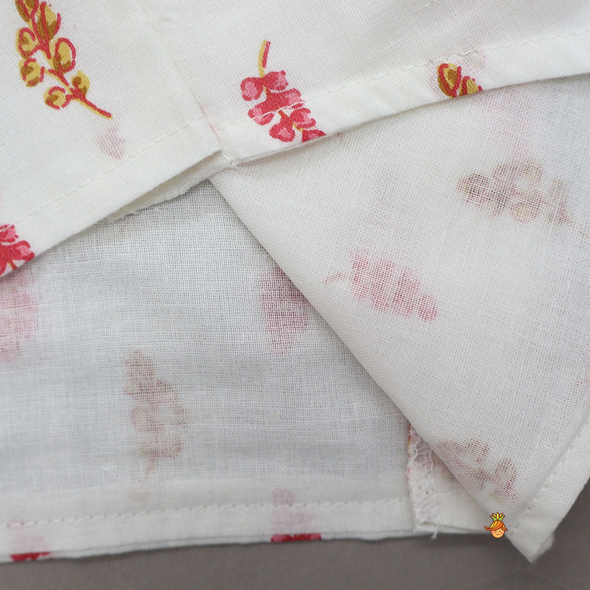 Pre Order: Floral Printed Kurta And Jacket With Pyjama