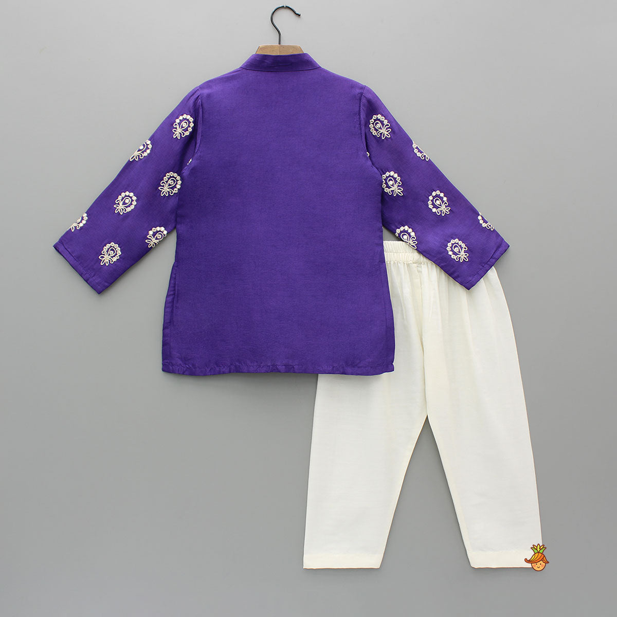 Pre Order: Purple Embroidered Kurta And Pyjama
