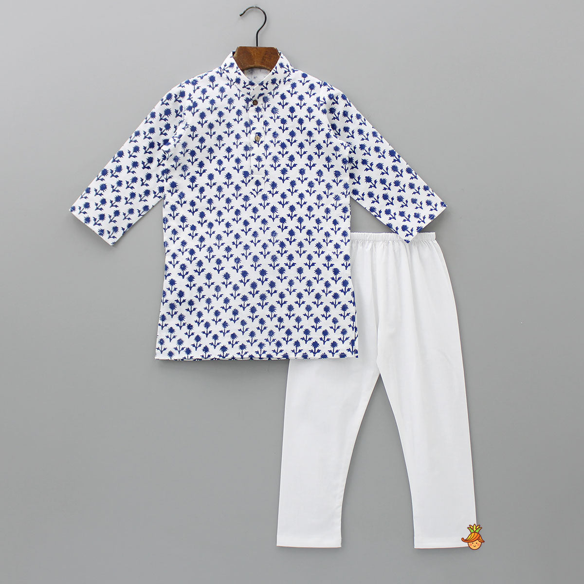 Blue Floral Printed Kurta And Pyjama