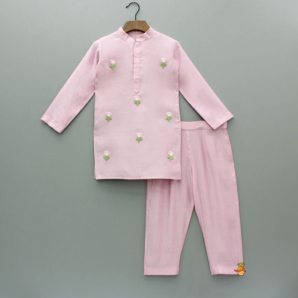 Pre Order: Pink Kurta With Embroidered Flower Applique And Pant