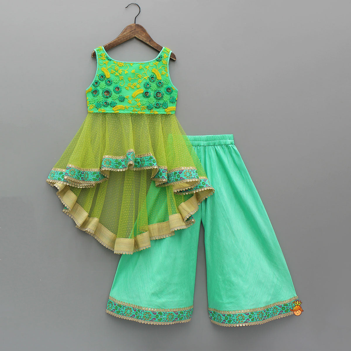 Shimmery High Low Thread Floral Embroidered Kurti And Flared Palazzo