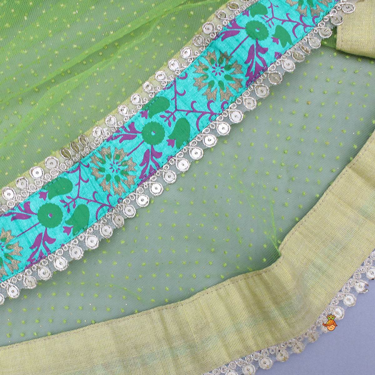 Shimmery High Low Thread Floral Embroidered Kurti And Flared Palazzo