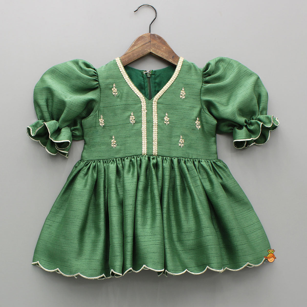 Pre Order: Green Embroidered Kurti And Tulip Dhoti