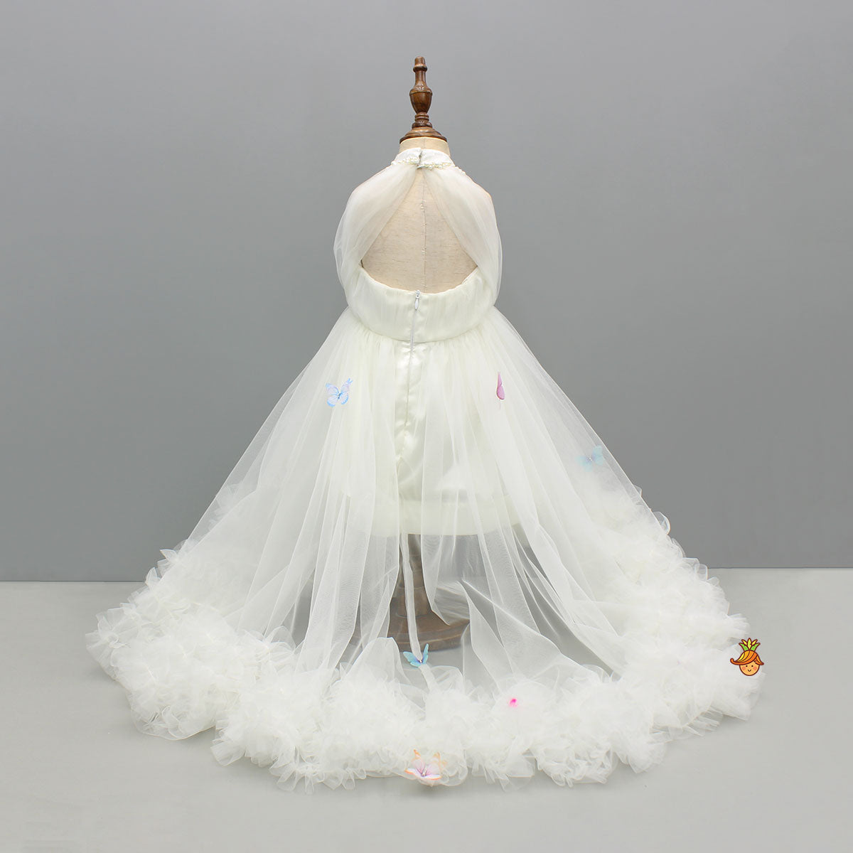 Pre Order: Off White Halter Neck Embellished Trial Dress With Sling Bag