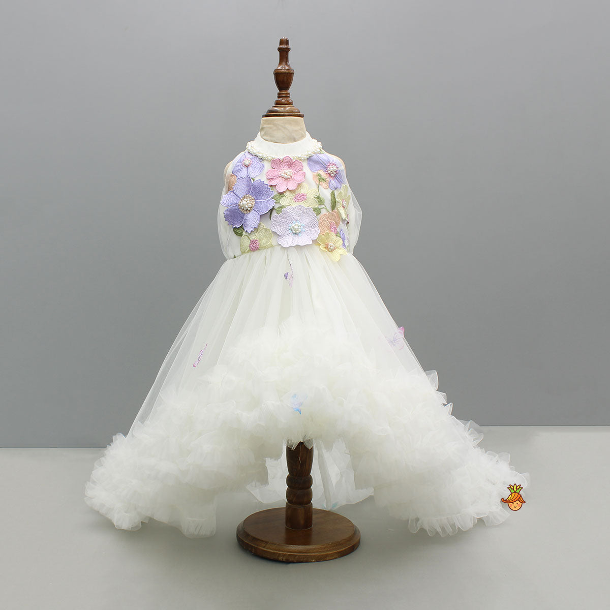 Pre Order: Off White Halter Neck Embellished Trial Dress With Sling Bag