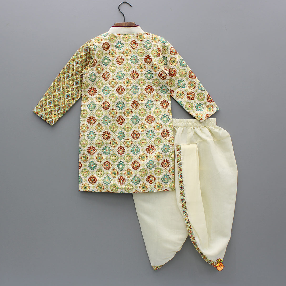 Multicolour Thread Embroidered Kurta And Cream Dhoti