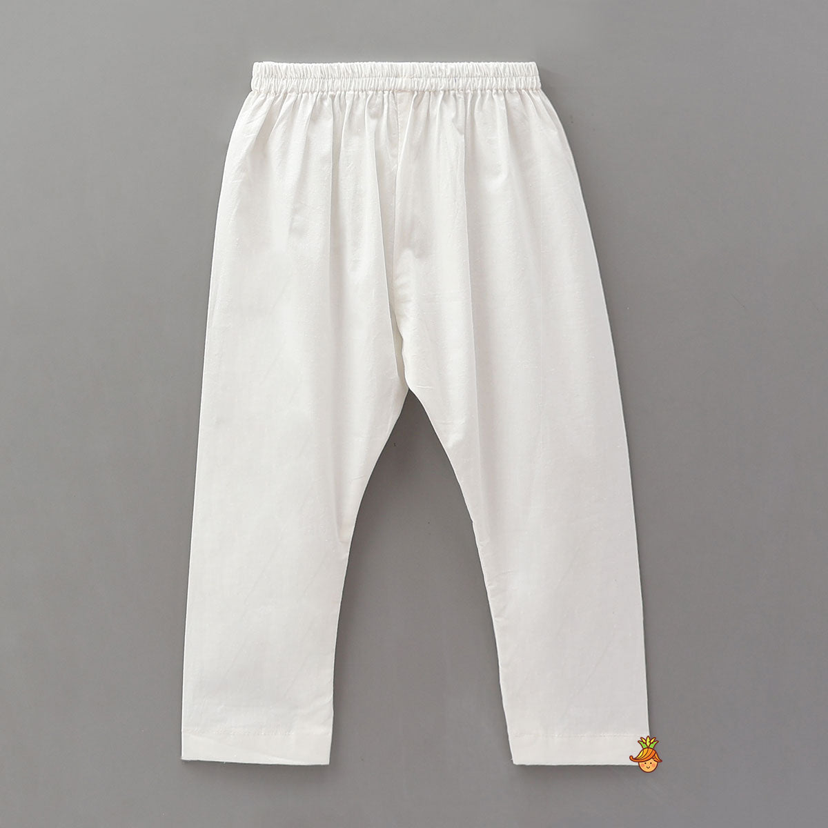 Pre Order: Ethnic Patola Printed Kurta With Front Open Jacket And Pyjama