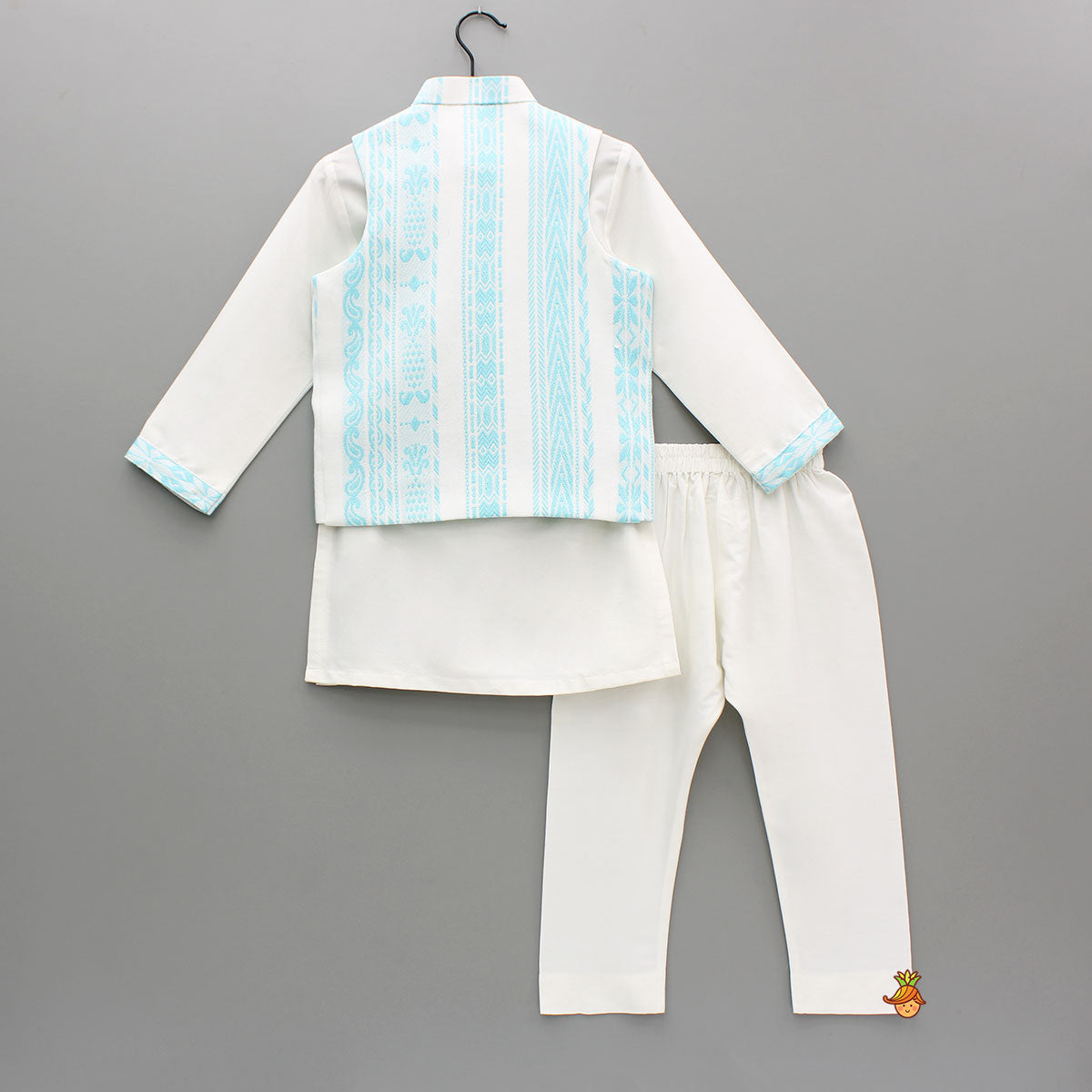 Pre Order: Off White Kurta And Jacket With Pyjama