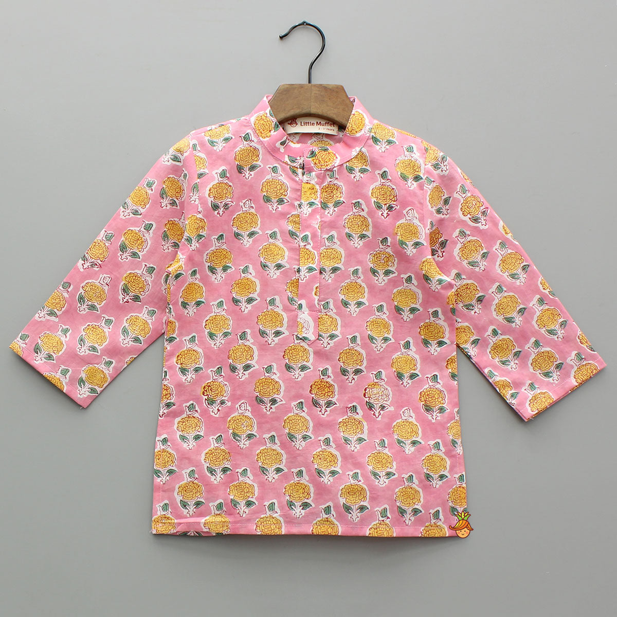Pink Floral Printed Kurta With Pyjama