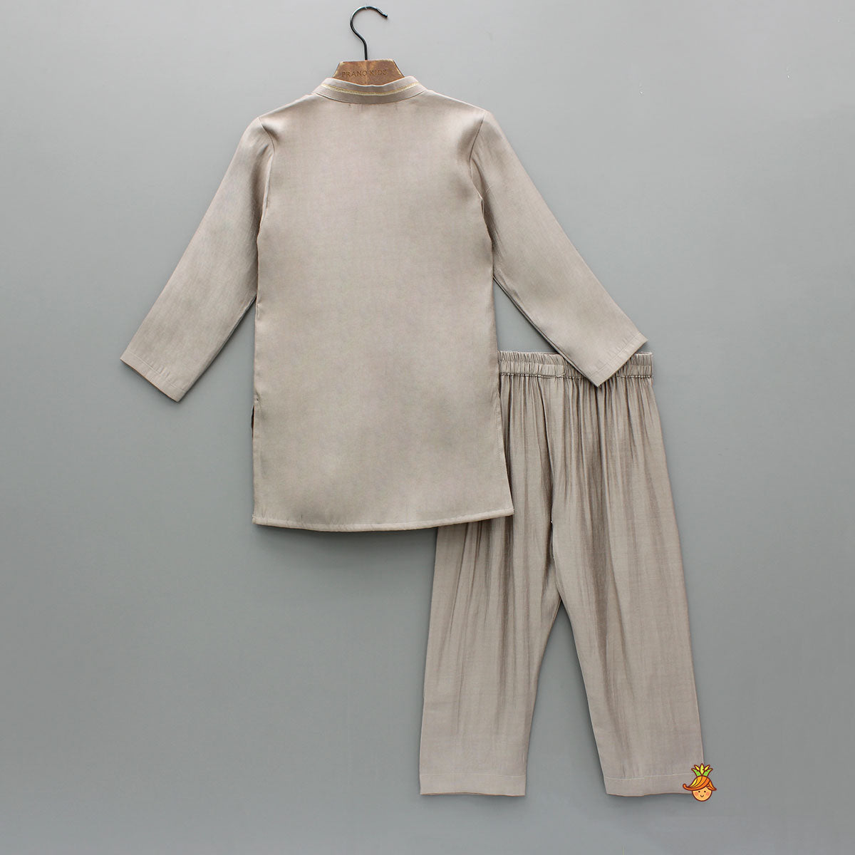 Pre Order: Brown Sequin Lace Detailed Kurta With Pyjama