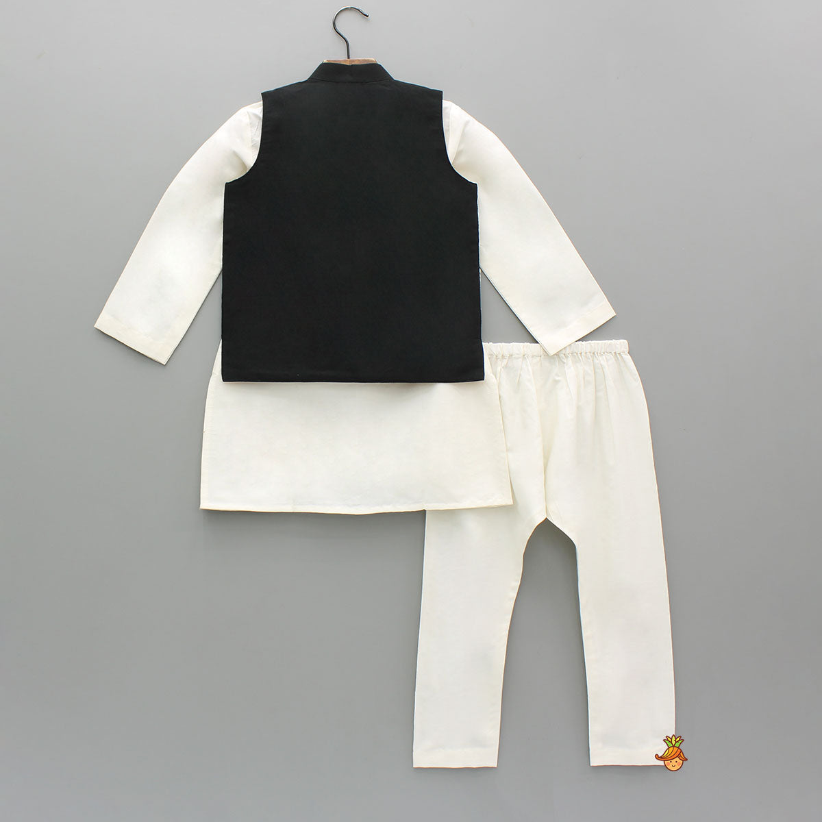 Pre Order: White Kurta With Asymmetric Black Jacket And White Pyjama