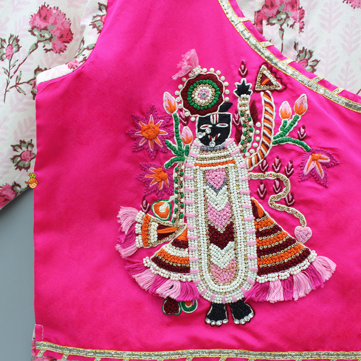 Pre Order: Idol Print Flap Kurta And Pyjama Set