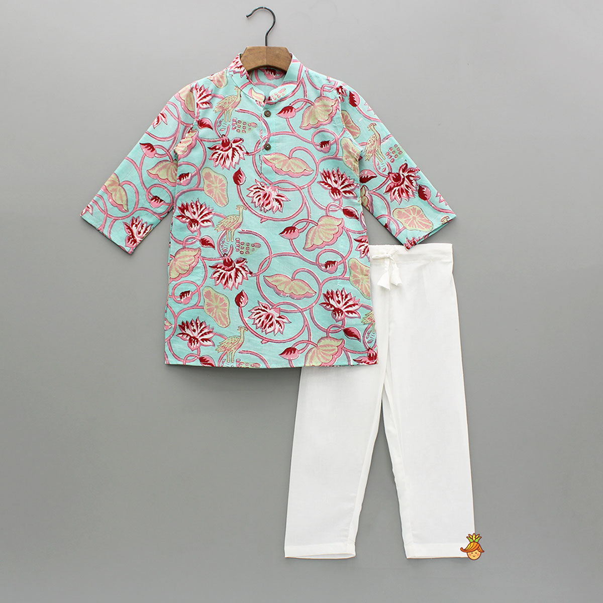 Floral Printed Blue Cotton Kurta With White Pyjama