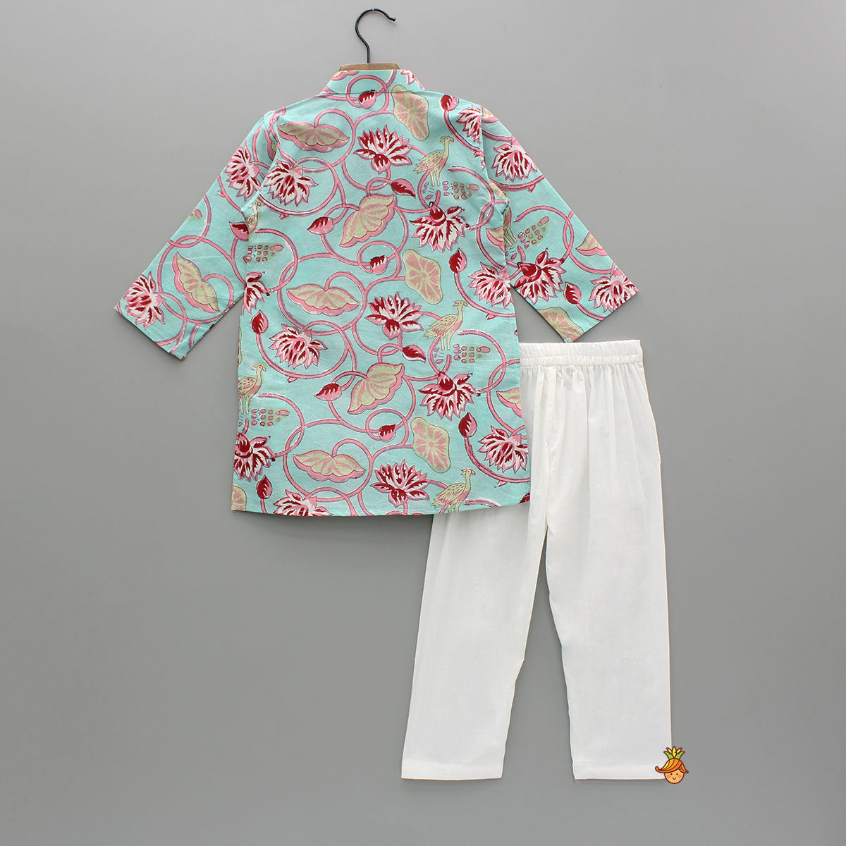 Floral Printed Blue Cotton Kurta With White Pyjama