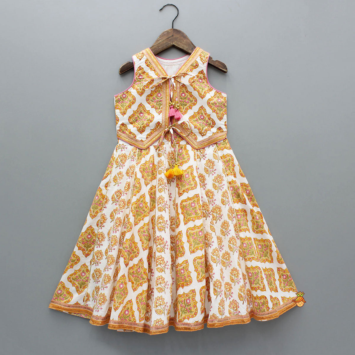 Pre Order: Waist Coat Styled Sleeveless Ethnic Long Kurti