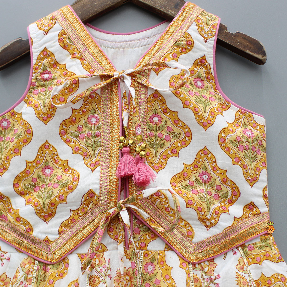 Pre Order: Waist Coat Styled Sleeveless Ethnic Long Kurti