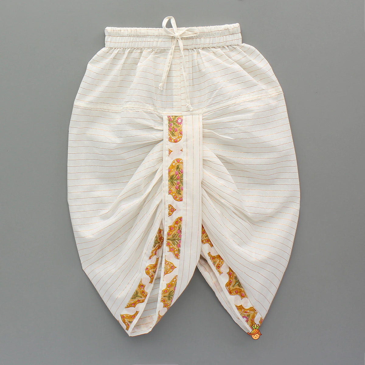 Pre Order: Ethnic Floral Print Kurta With Stylish Jacket And Dhoti