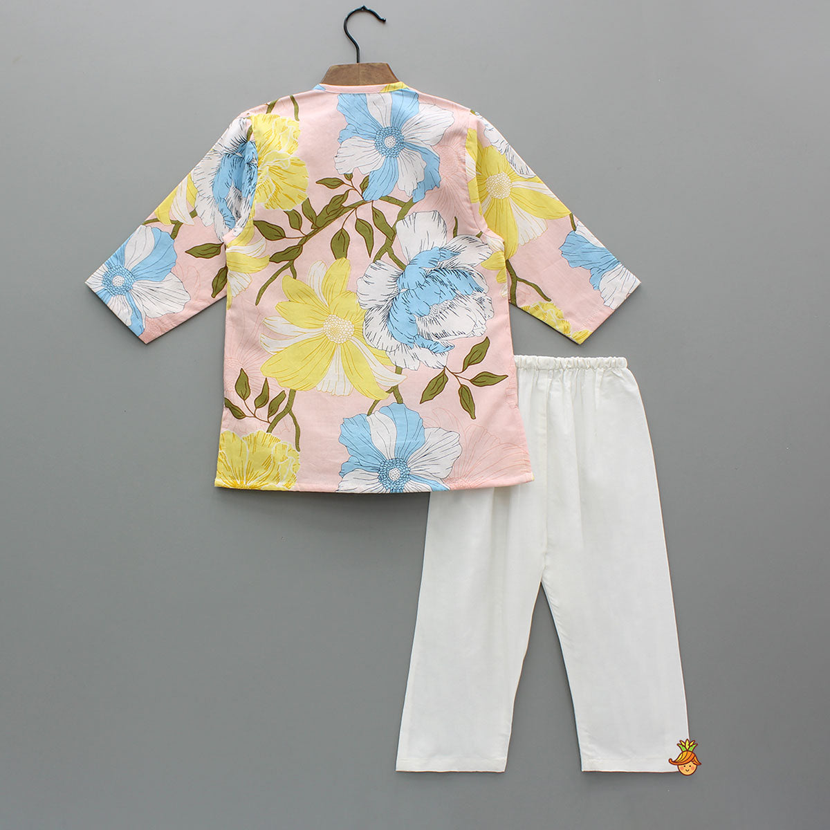 Pre Order: Floral Printed Cotton Kurta With Pyjama