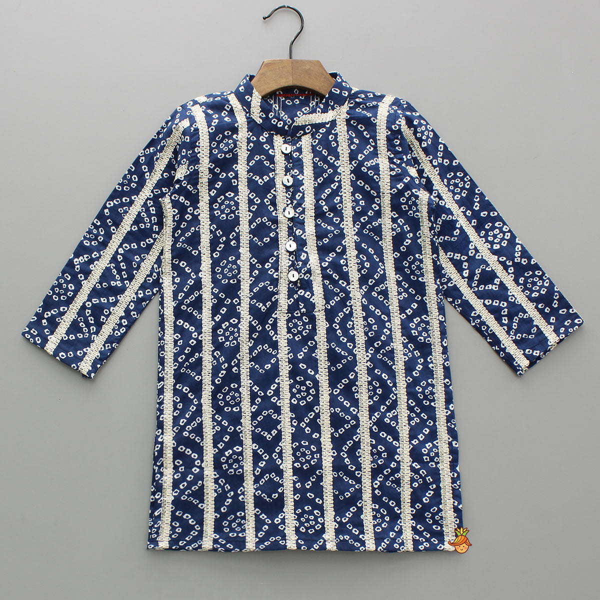 Pre Order: Bandhani Printed Cotton Kurta With Off White Pyjama