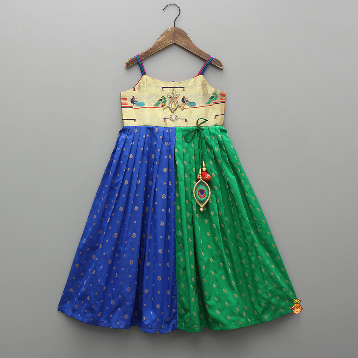 Pre Order: Dual Coloured Paithani Kurti