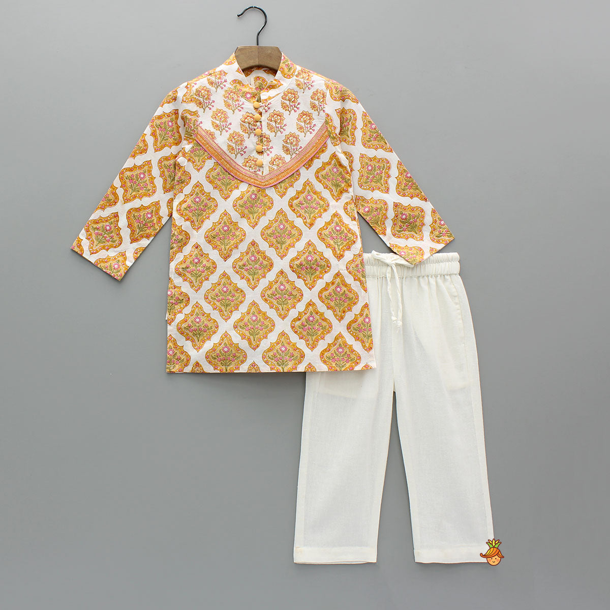 Pre Order: Ethnic Floral Print Kurta And Pyjama