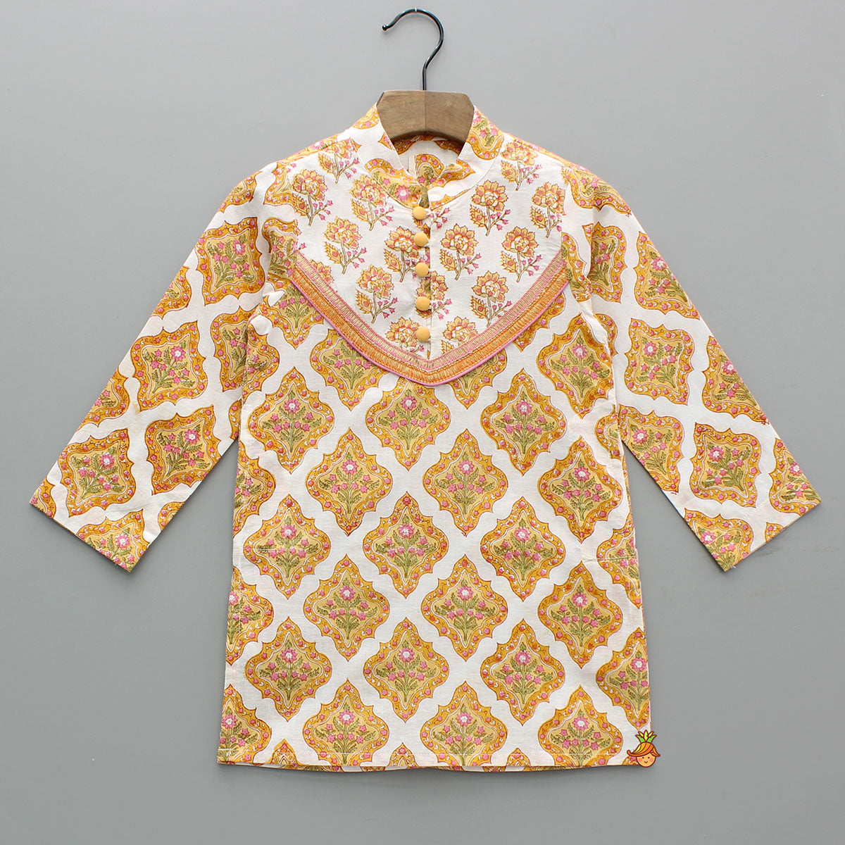 Pre Order: Ethnic Floral Print Kurta And Pyjama