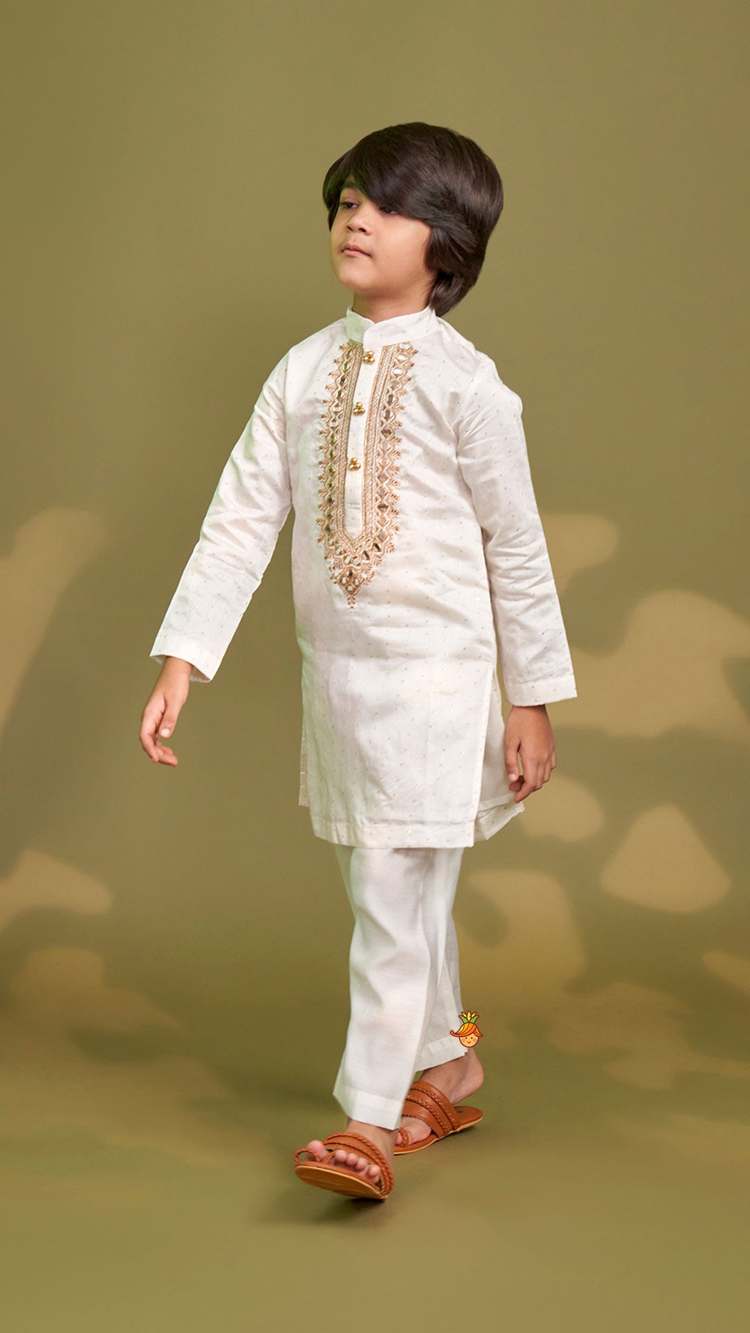Pre Order: Faux Mirror Embroidered Sequin Detailed Kurta With Pyjama
