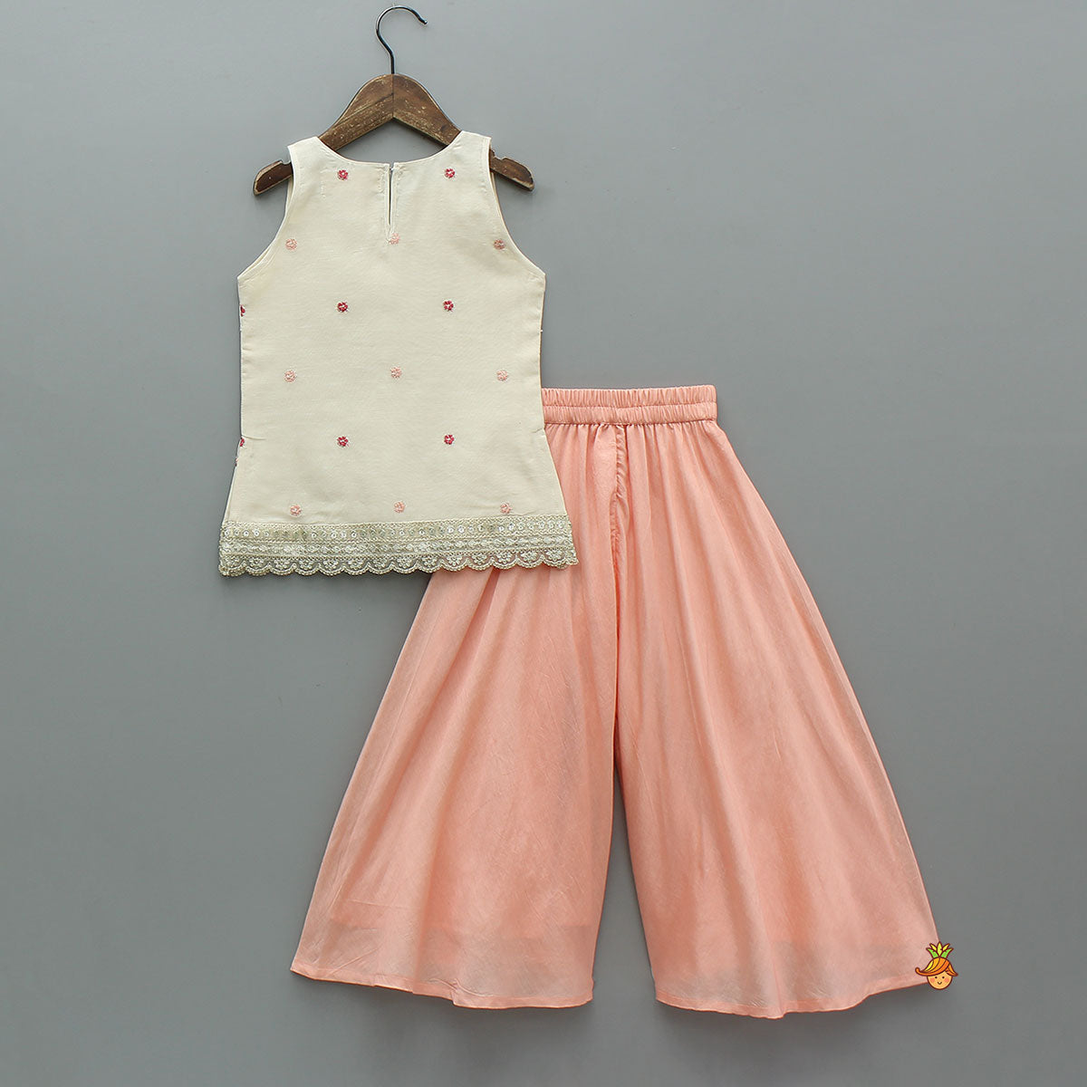 Booti Embroidered Kurti And Palazzo With Matching Dupatta