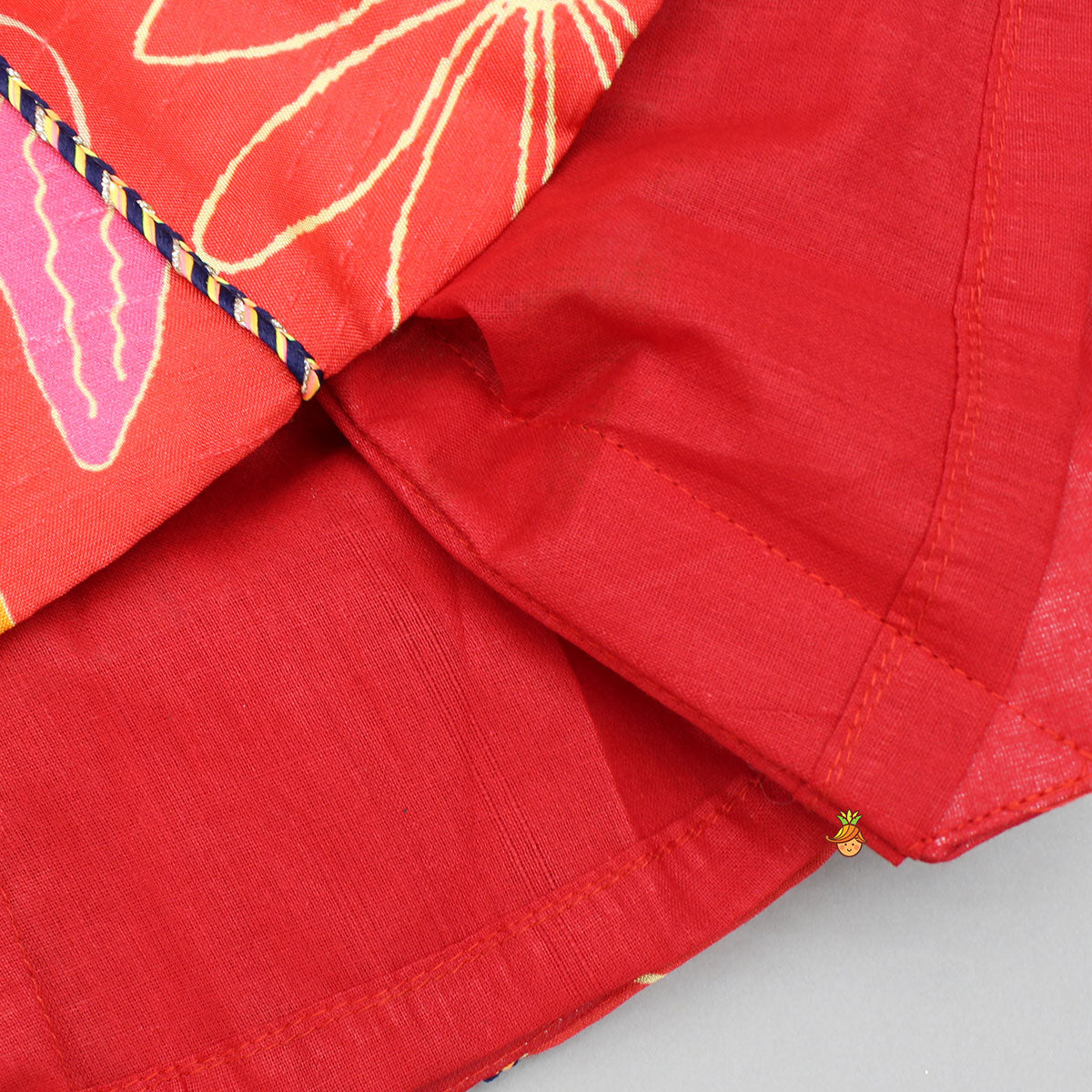 Pre Order: Red Floral Printed Sleeveless Kurti With Matching Pants