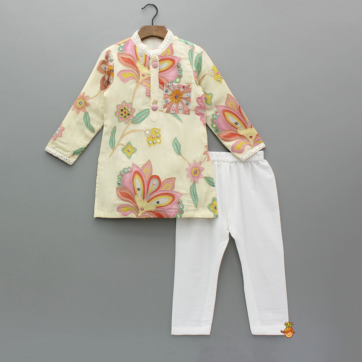 Pre Order: Off White Stylish Floral Kurta With White Pyjama