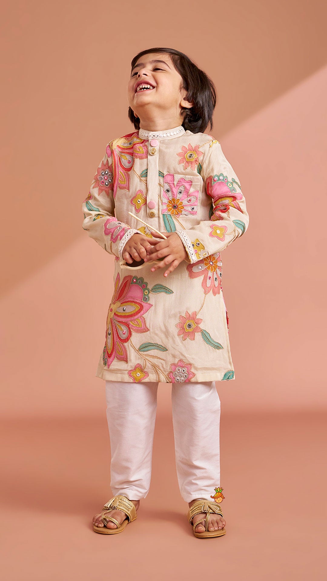 Pre Order: Off White Stylish Floral Kurta With White Pyjama