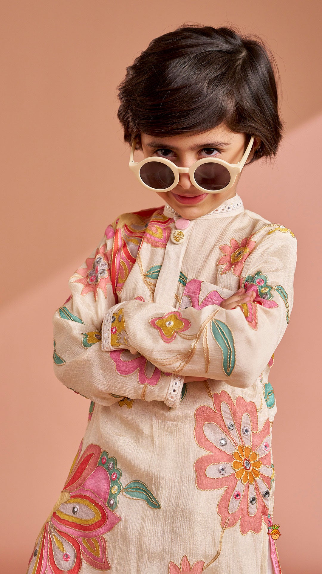 Pre Order: Off White Stylish Floral Kurta With White Pyjama