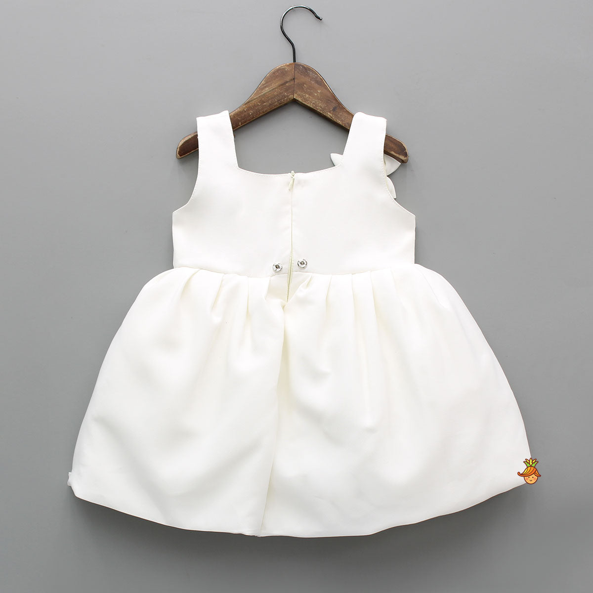 Pre Order: Beautiful 3D Flowers Adorned Sleeveless Embellished Dress With Detachable Bow