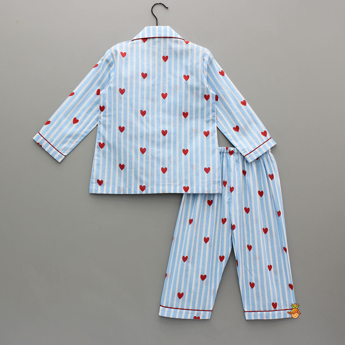 Pre Order: Striped Notch Collar Heart Detailed Sleepwear
