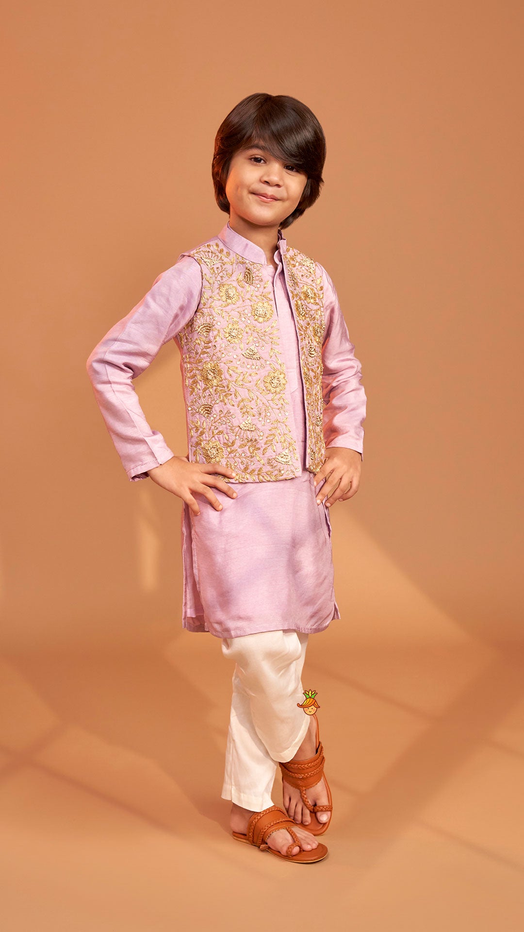 Pre Order: Stunning Ethnic Kurta With Floral Embroidered Jacket And Pyjama