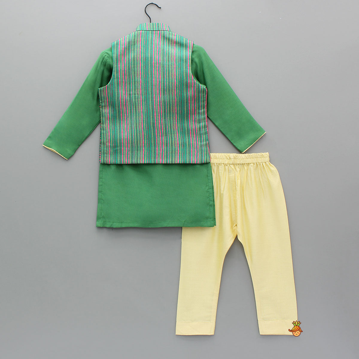 Pre Order: Green Kurta With Printed Jacket And Pyjama