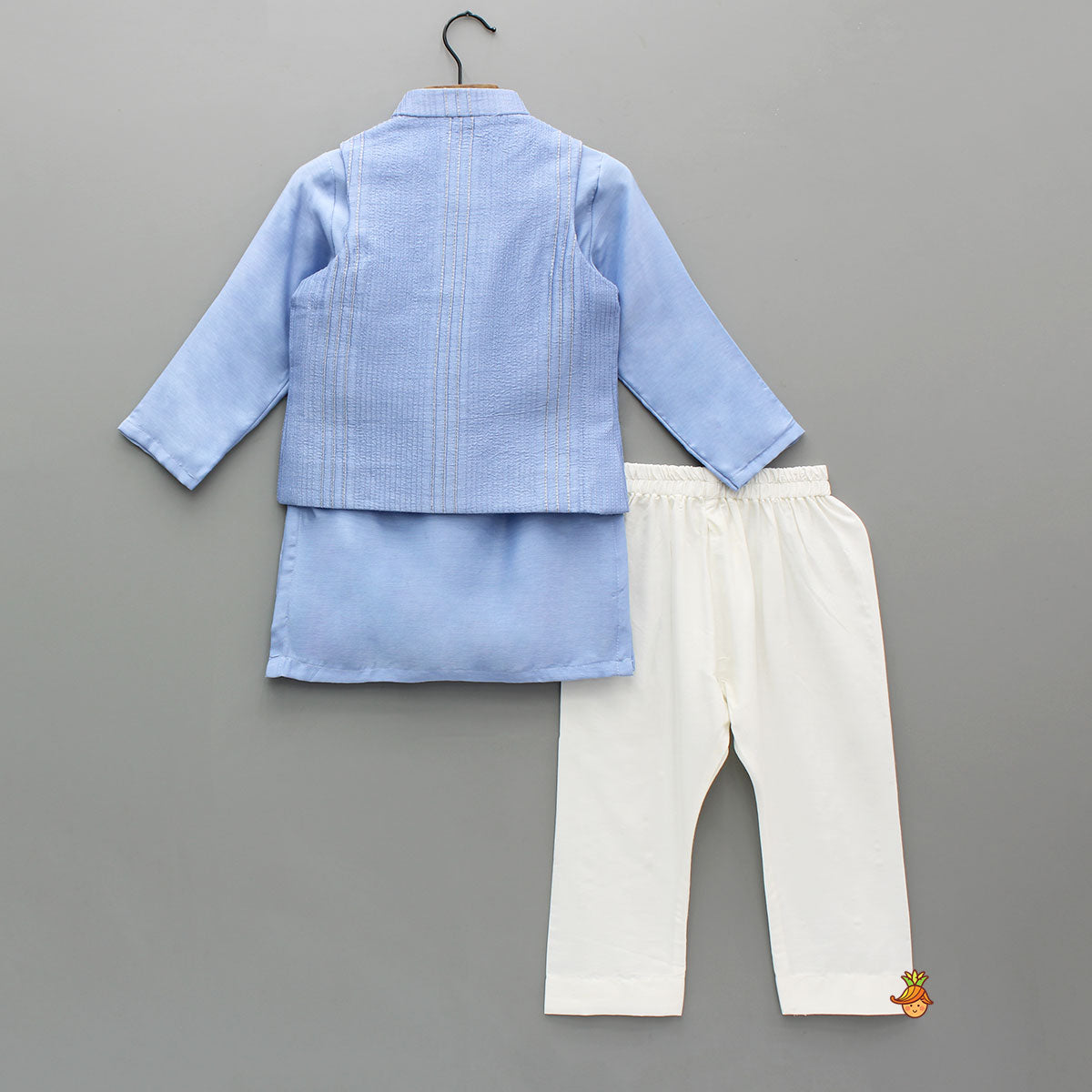 Pre Order: Ethnic Booti Detailed Kurta With Thread Work Jacket And Pyjama