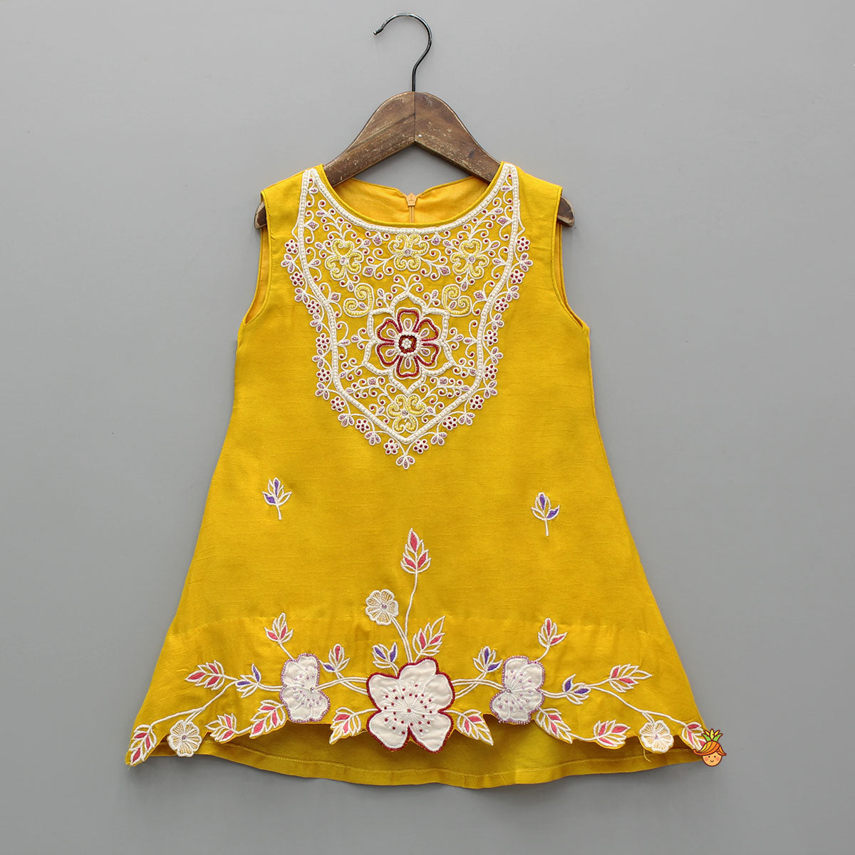 Pre Order: Beautiful Floral Embroidered Sleeveless Kurti With Palazzo
