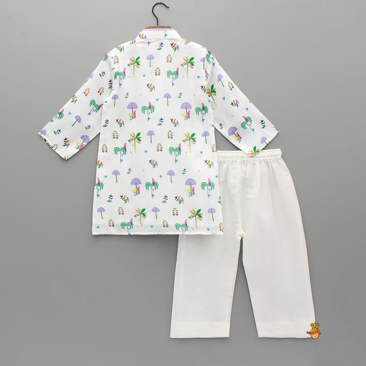Pre Order: Multicolour Printed Kurta With Pyjama