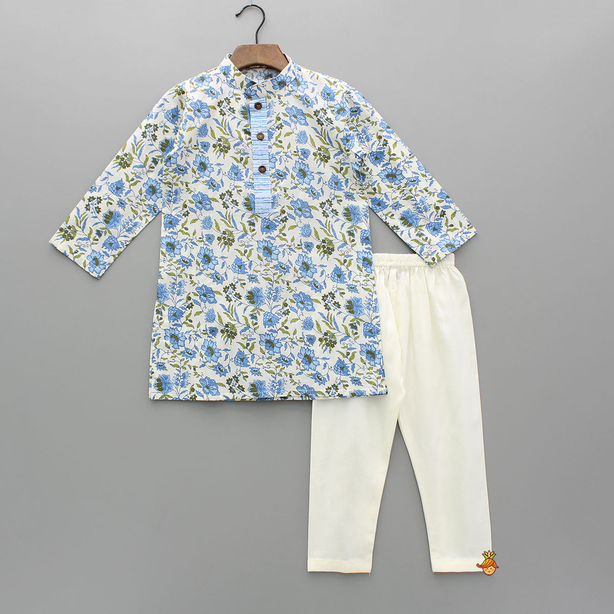 Pre Order: Floral Printed Kurta With Front Open Floral Jacket And Pyjama