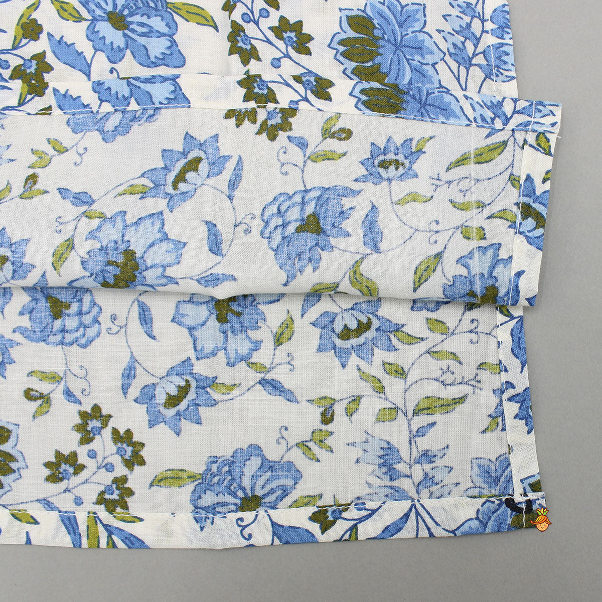 Pre Order: Floral Printed Kurta With Front Open Floral Jacket And Pyjama