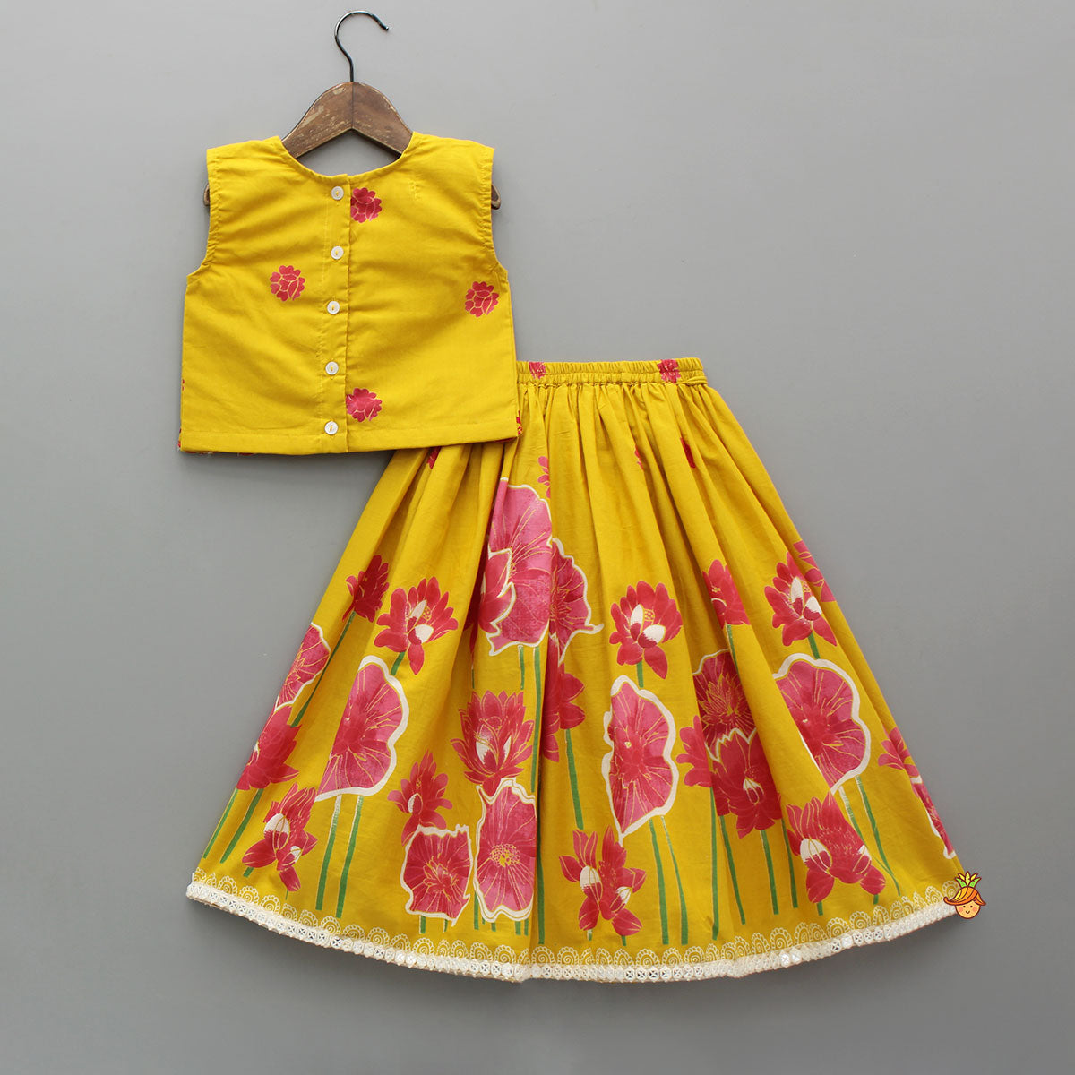 Pre Order: Scallop Detailed Floral Top With Floral Printed Lehenga