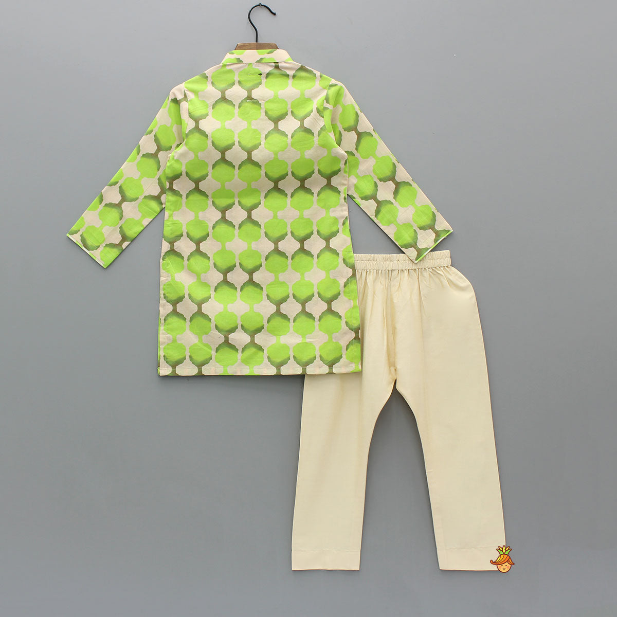 Pre Order: Embroidered Placket Green Kurta With Pyjama