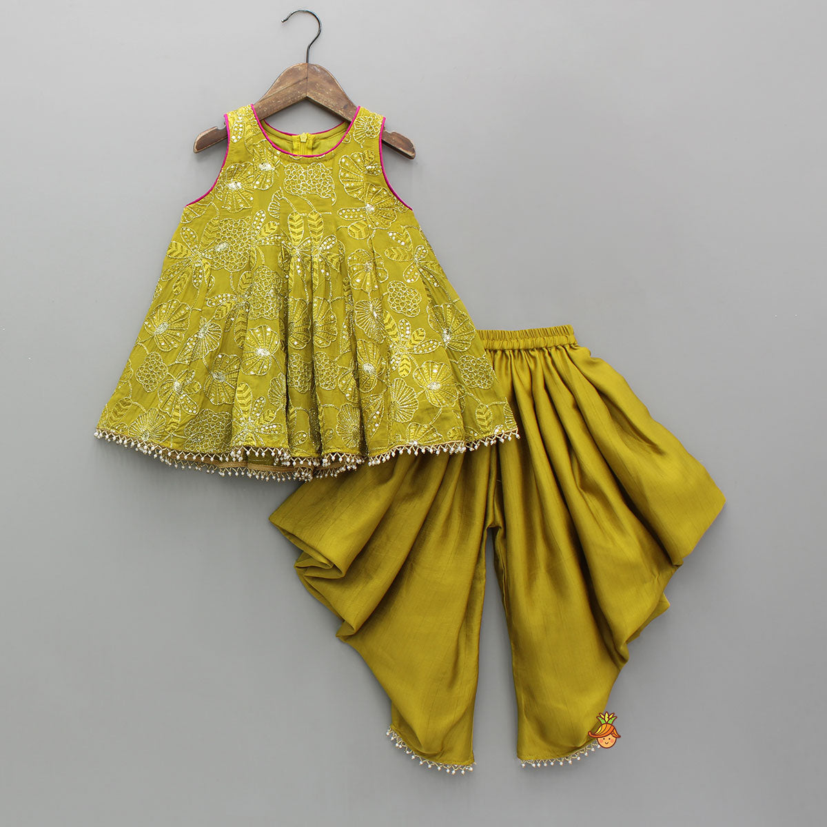 Pre Order: Beautiful Floral Embroidered Sleeveless Georgette Top With Dhoti And Dupatta